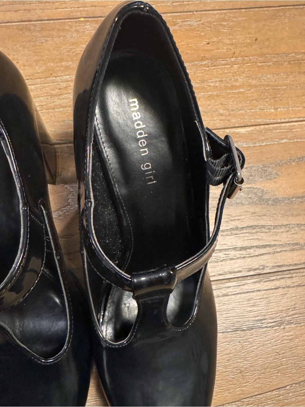 Madden Girl Black Patent T-Strap Chunky Heel Pumps - Picture 4 of 7